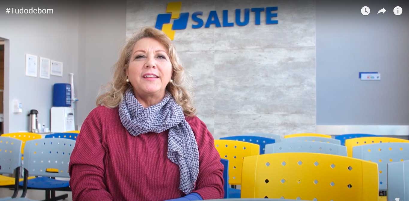 video thumbnail with play button, medical clinic testimonial